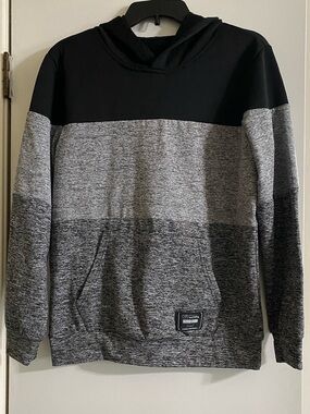 Men's Two-Tone Gray & Black Hooded Sweatshirt